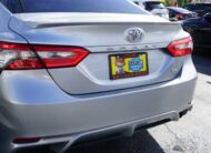 2018 Toyota Camry SE Sedan 4D