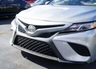 2018 Toyota Camry SE Sedan 4D