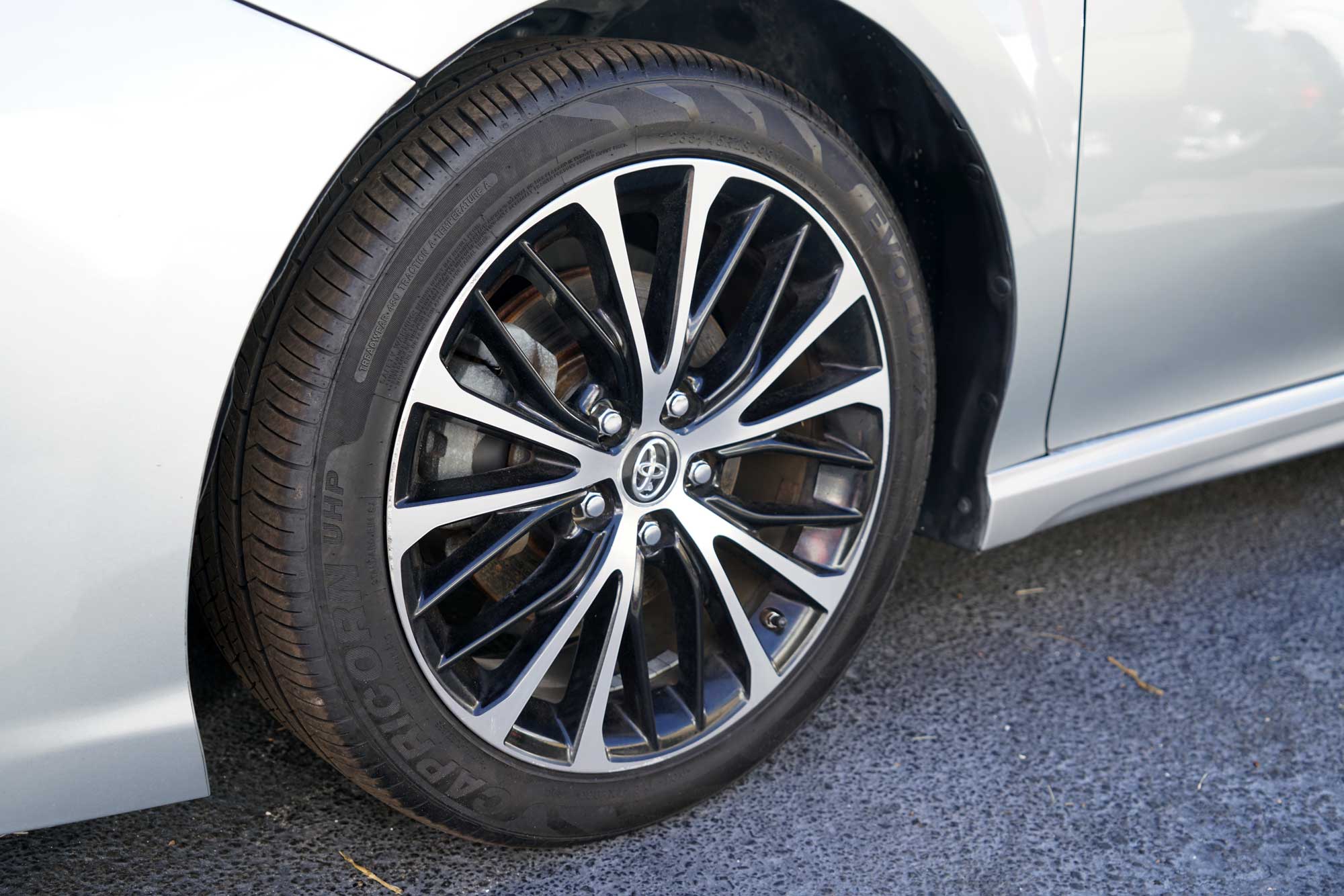 2018 Toyota Camry SE Sedan 4D