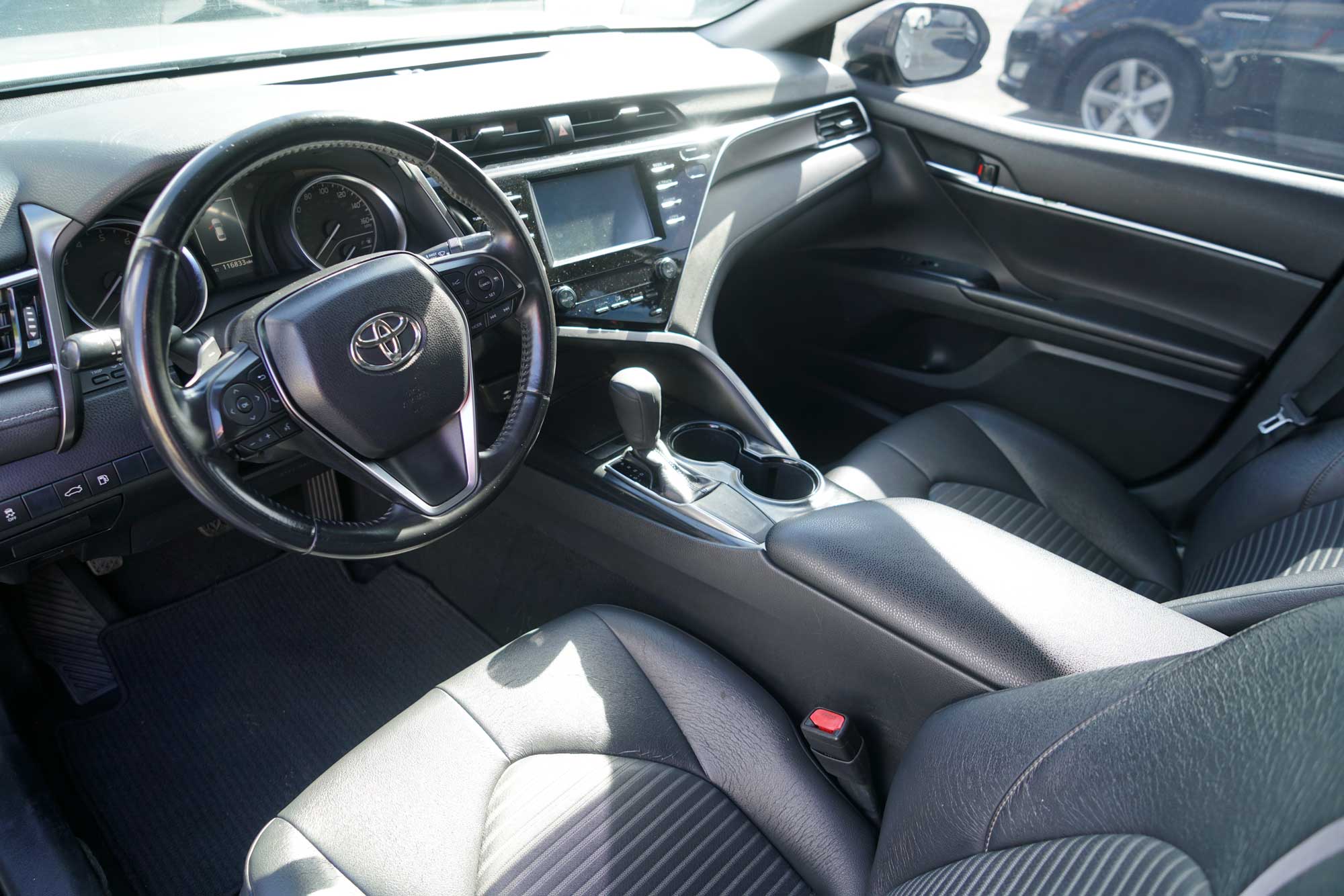 2018 Toyota Camry SE Sedan 4D