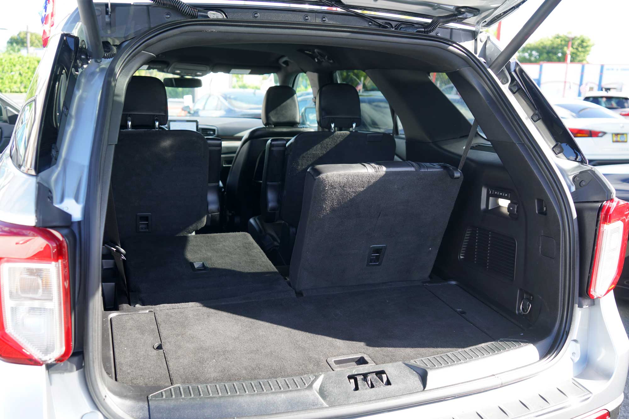 2020 Ford Explorer Limited Sport Utility 4D