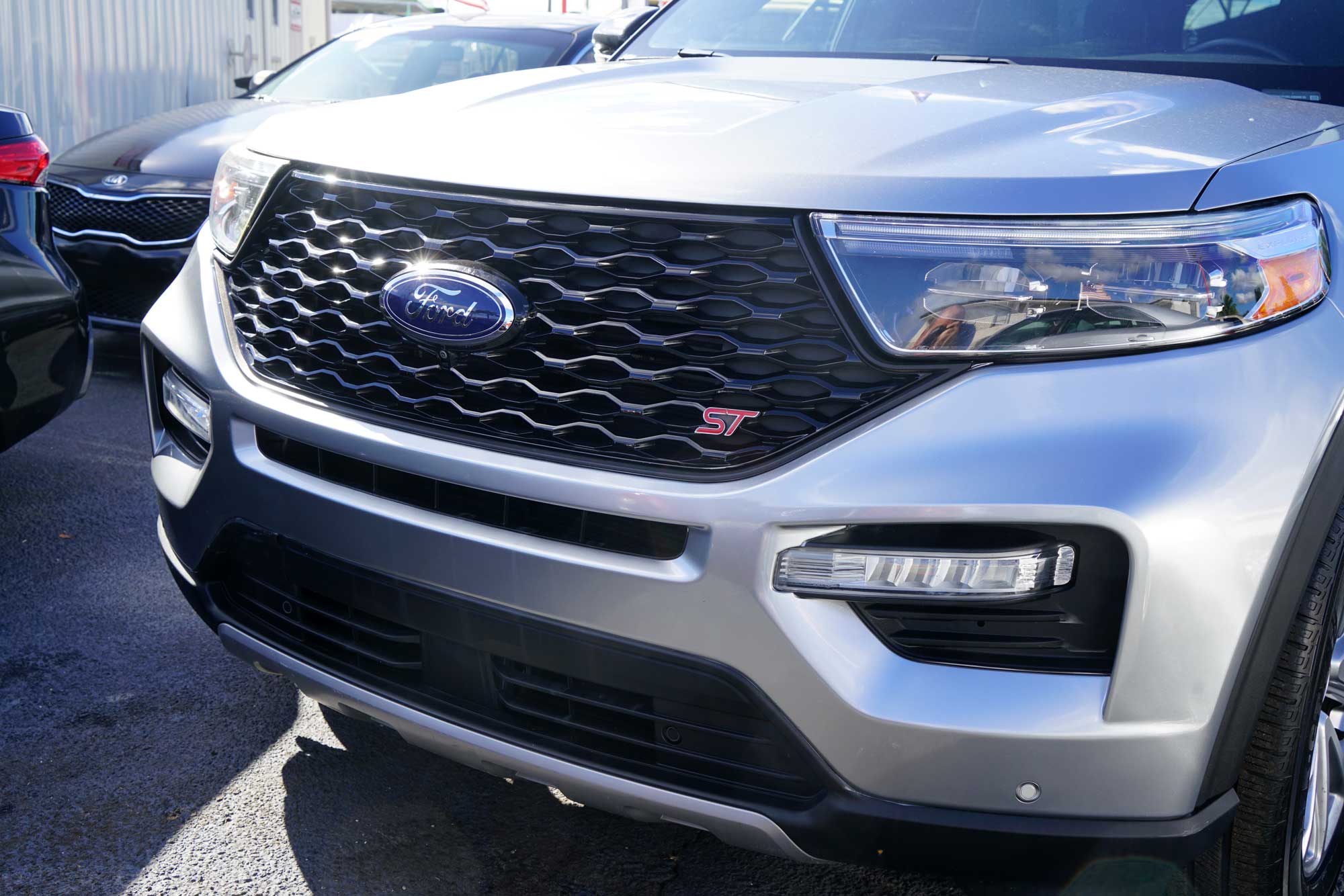 2020 Ford Explorer Limited Sport Utility 4D