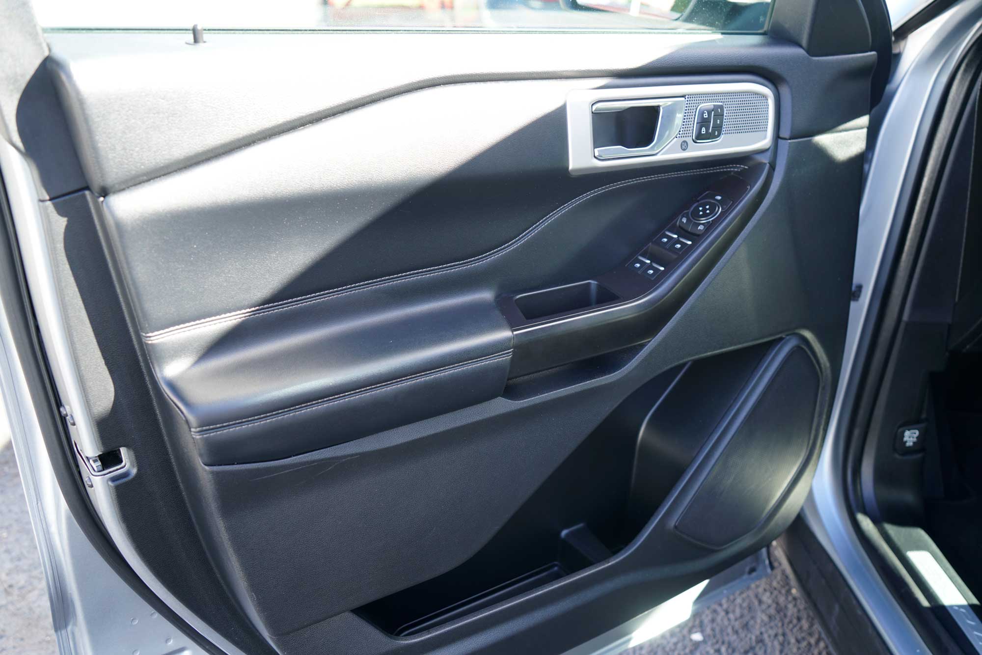 2020 Ford Explorer Limited Sport Utility 4D