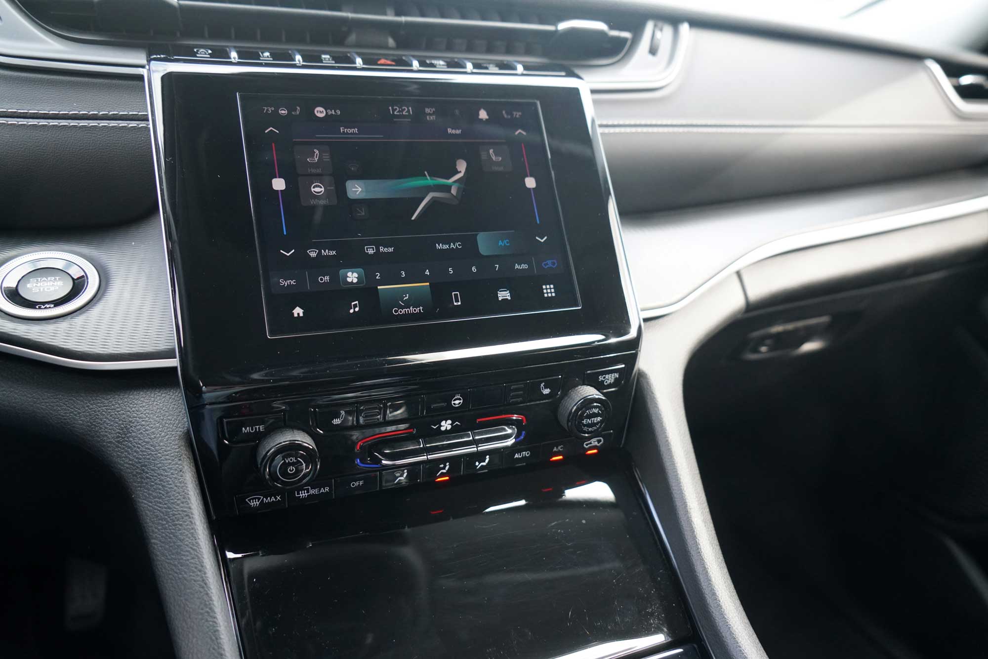 2023 Jeep Grand Cherokee L Laredo Sport Utility 4D